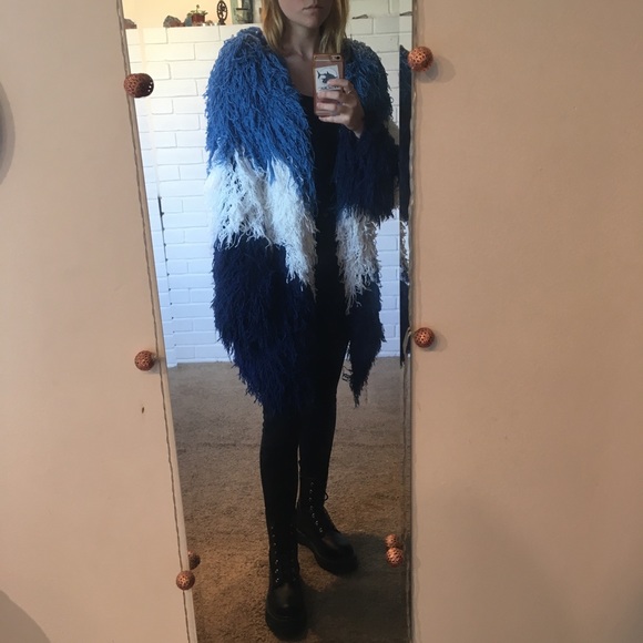 Lovers and Drifter Shaggy Coat - Picture 1 of 3